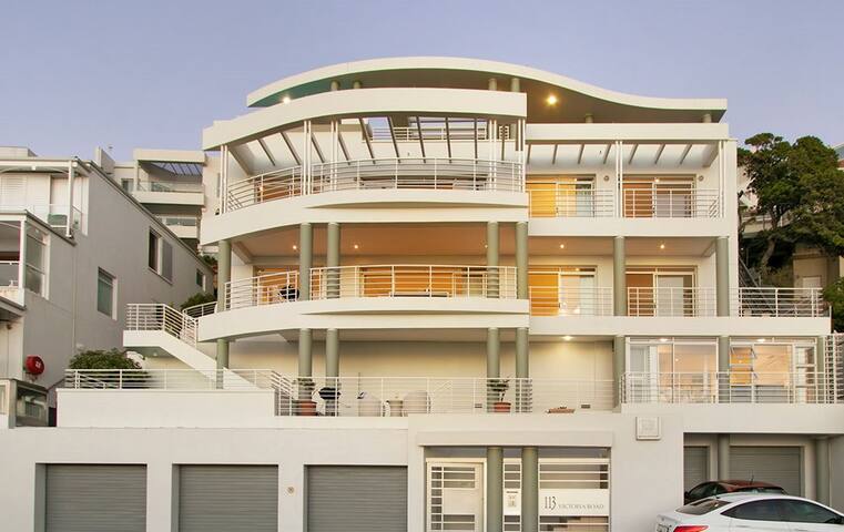 Bali Views~Penthouse with pool opposite the beach gallery image 5
