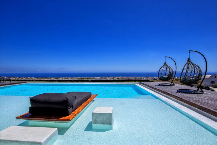A&V SeaView 4B Villa-Private pool, Breakfast incl.