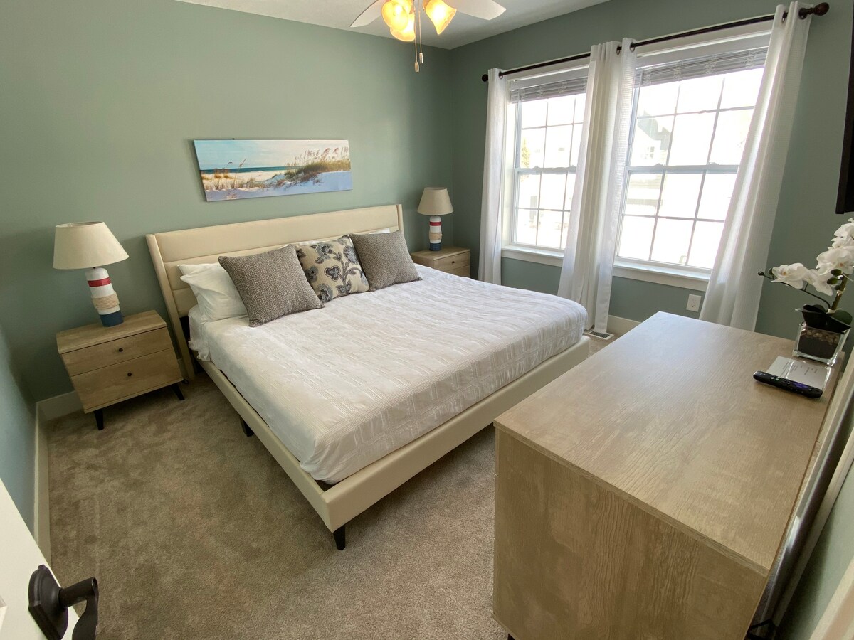 King საძინებელი მეორე სართულზე