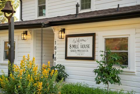 8 Mile House