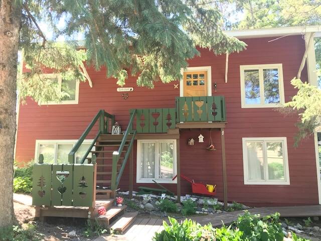 A North Chalet on North Lindstrom Lake