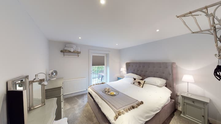 Bedroom with Patio Door