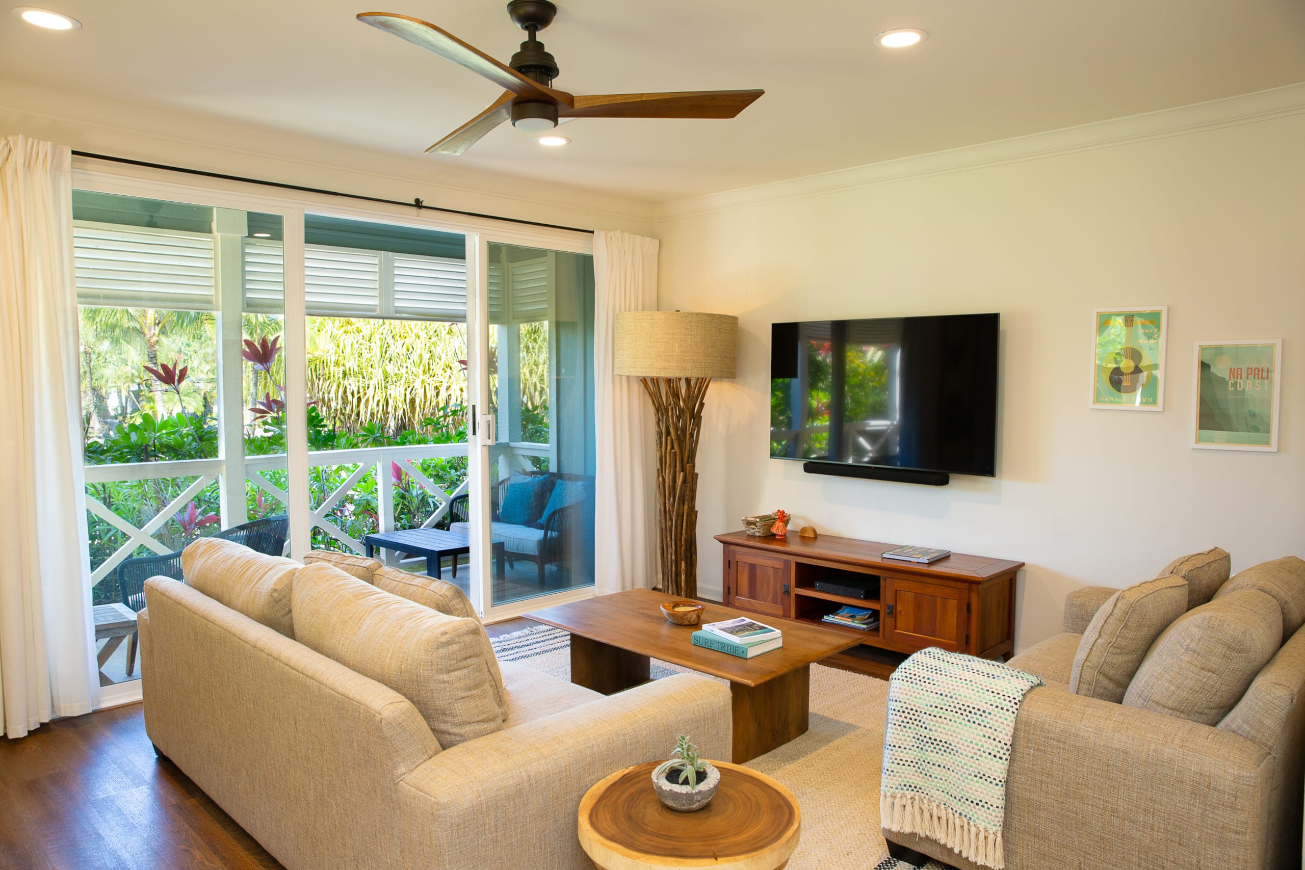 Townhouse in Princeville · ★5.0 · 3 bedrooms · 3 beds · 2.5 private baths - Image 8
