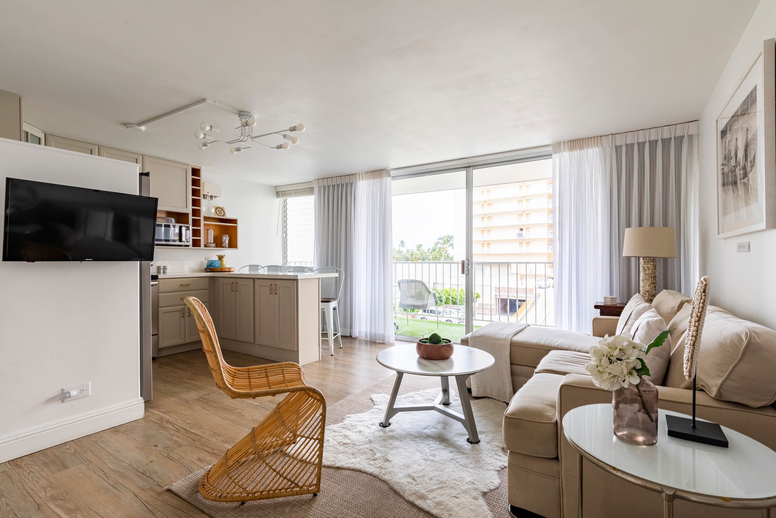 Condo in Honolulu · ★4.78 · 1 bedroom · 2 beds · 1 bath - Image 5