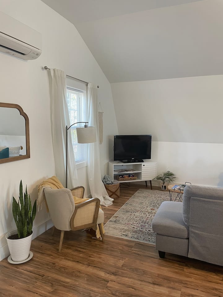 Modern Loft Studio Apartment 30 Min To Atl Airport - 紐南