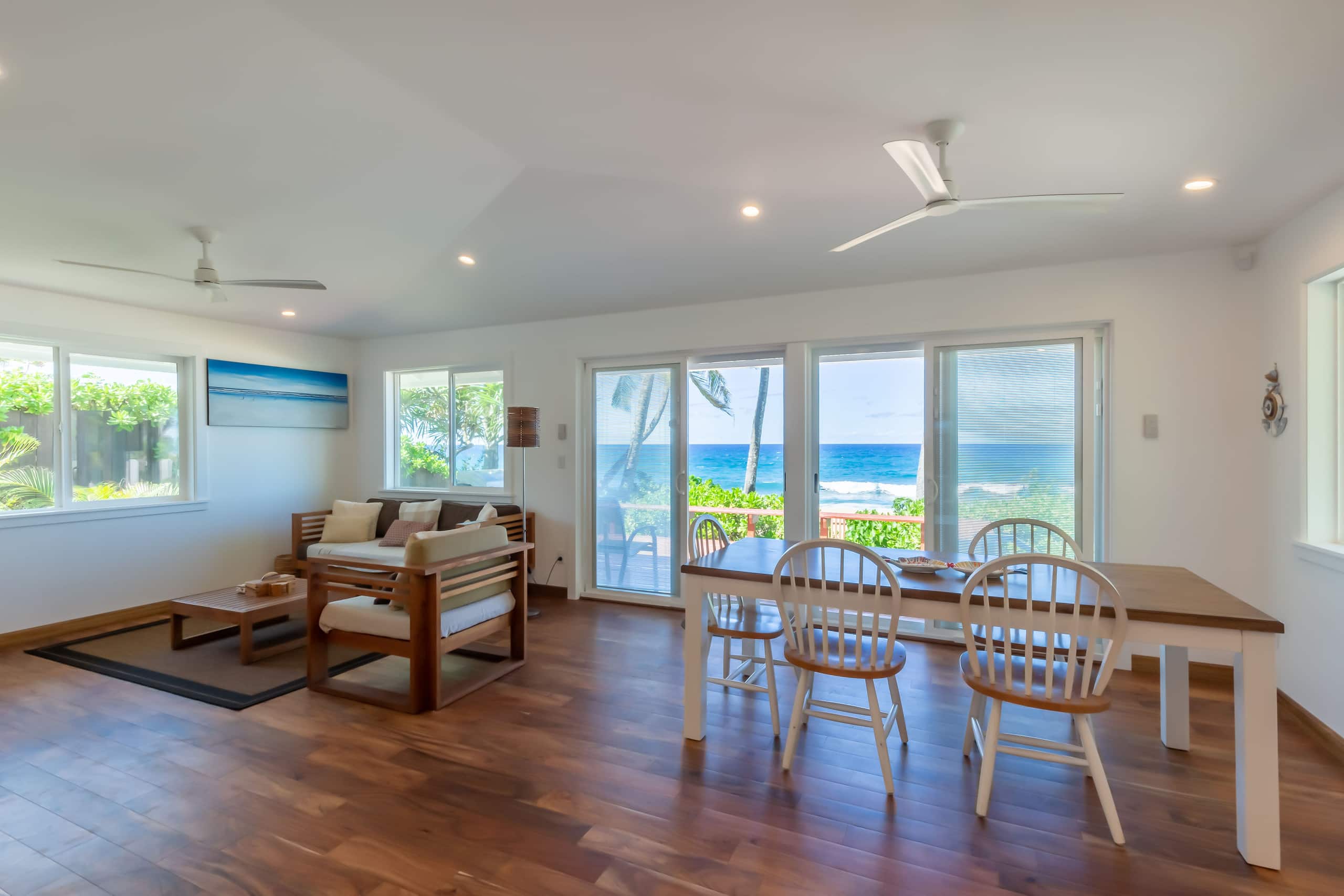 Absolute Beach front home Log Cabins Surf break - Photo 26