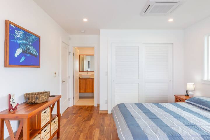 Absolute Beach front home @ Log Cabins Surf break gallery image 5