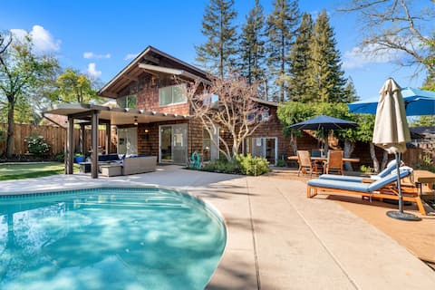 4 BR Family Friendly Home With Pool & Fun Tech