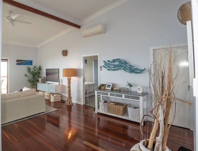 Banyandah Waters Beach House gallery image 4