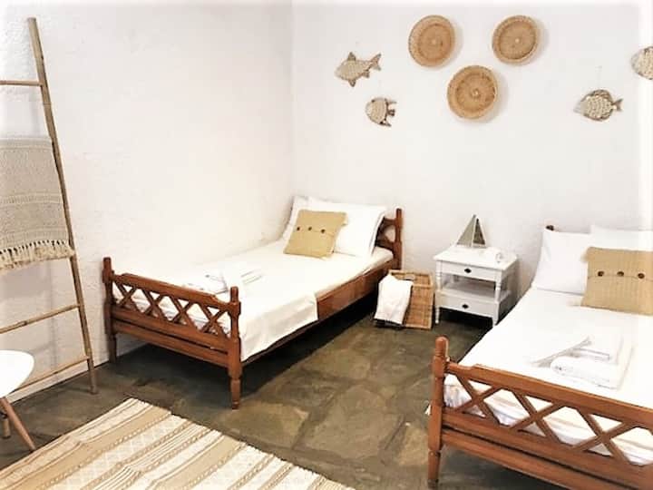 Საძინებელი 5 - სარდაფი