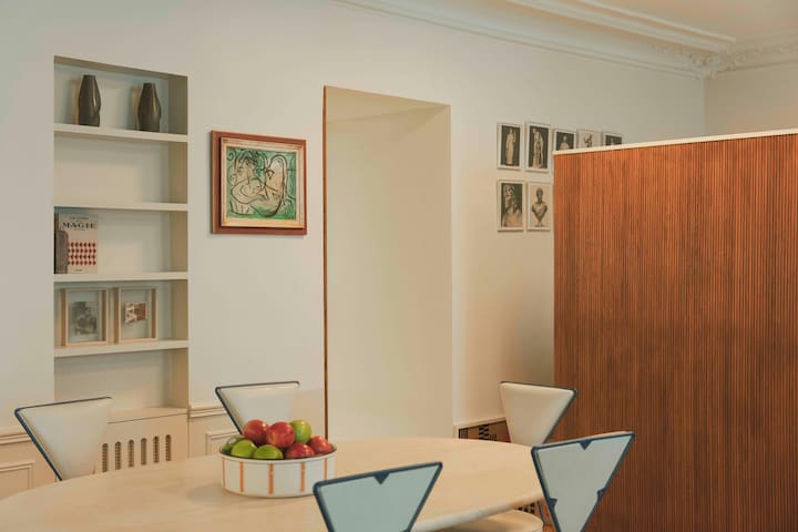 Pied A Terre managed Airbnb listing 2