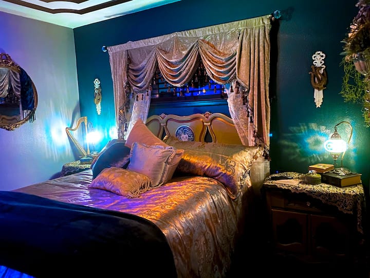 A glimpse into Leota's Chamber Haunted Mansion Airbnb