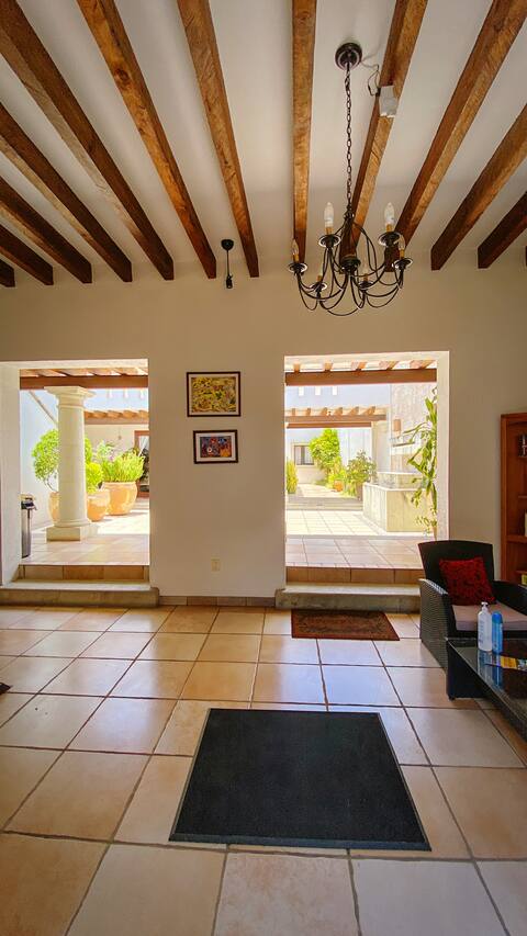 Top performing Airbnb: La Fe Suites Apartment 3 in Oaxaca