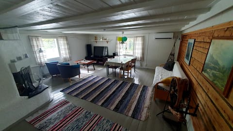 Successful Airbnb property: A house by the Inari lake in Inari