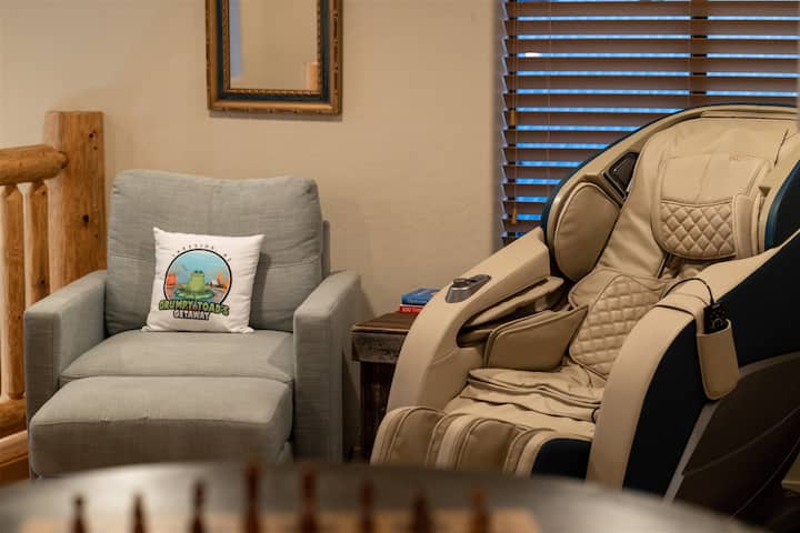 Grumpy Toads Getaway — iRest full-body massage chair