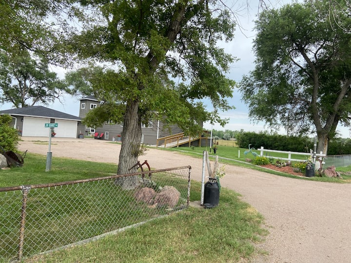 White Tail Meadows Studio Apartment Farm stays for Rent in North