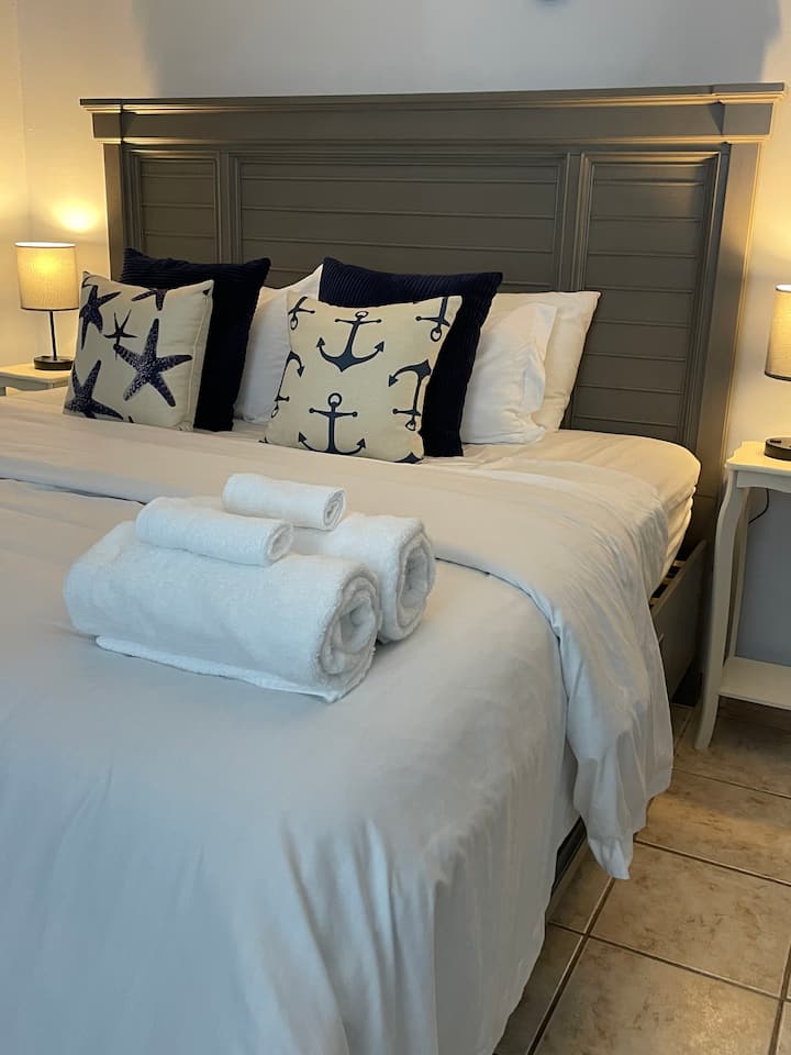 Втор кат, брачен апартман „Seahorse Room“