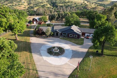 The Kings River Ranch House
