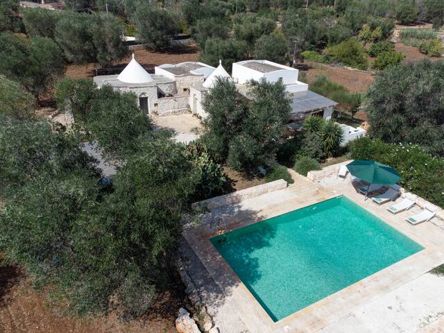 Trullo Bianco/White Trullo