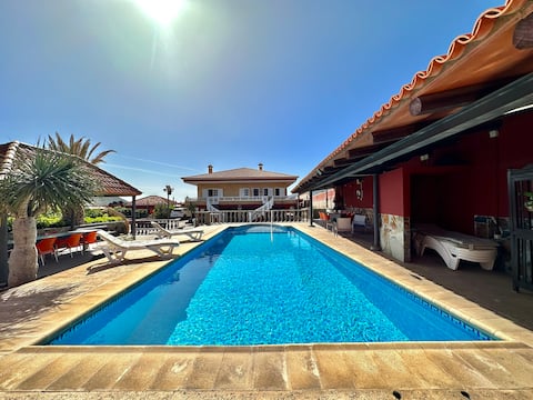 VILLA PUNTALLANA