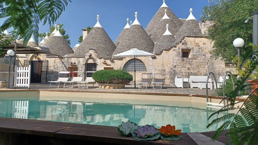 Trulli Mirabello – luxury trullo with private pool gallery image 3