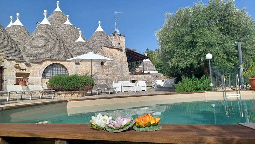 Trulli Mirabello – luxury trullo with private pool gallery image 4