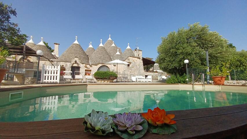 Trulli Mirabello – luxury trullo with private pool gallery image 5