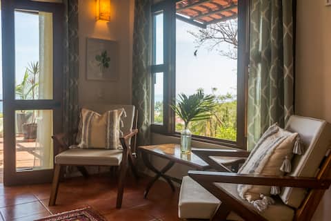 Top Airbnb: Casita Verde - ocean-jungle vistas w large sundeck en Nayarit