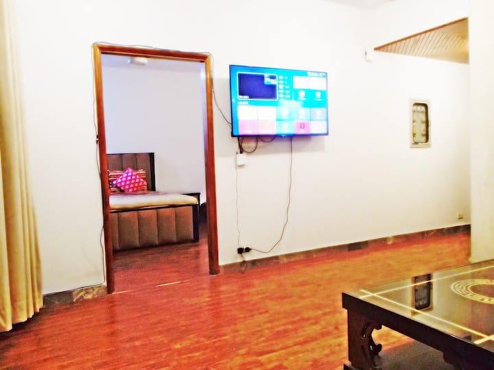Gulberg III Holiday Rentals & Homes Gulberg III, Lahore, Pakistan