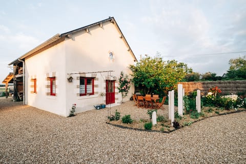 Country cottage in the heart of the castles Bike-friendly