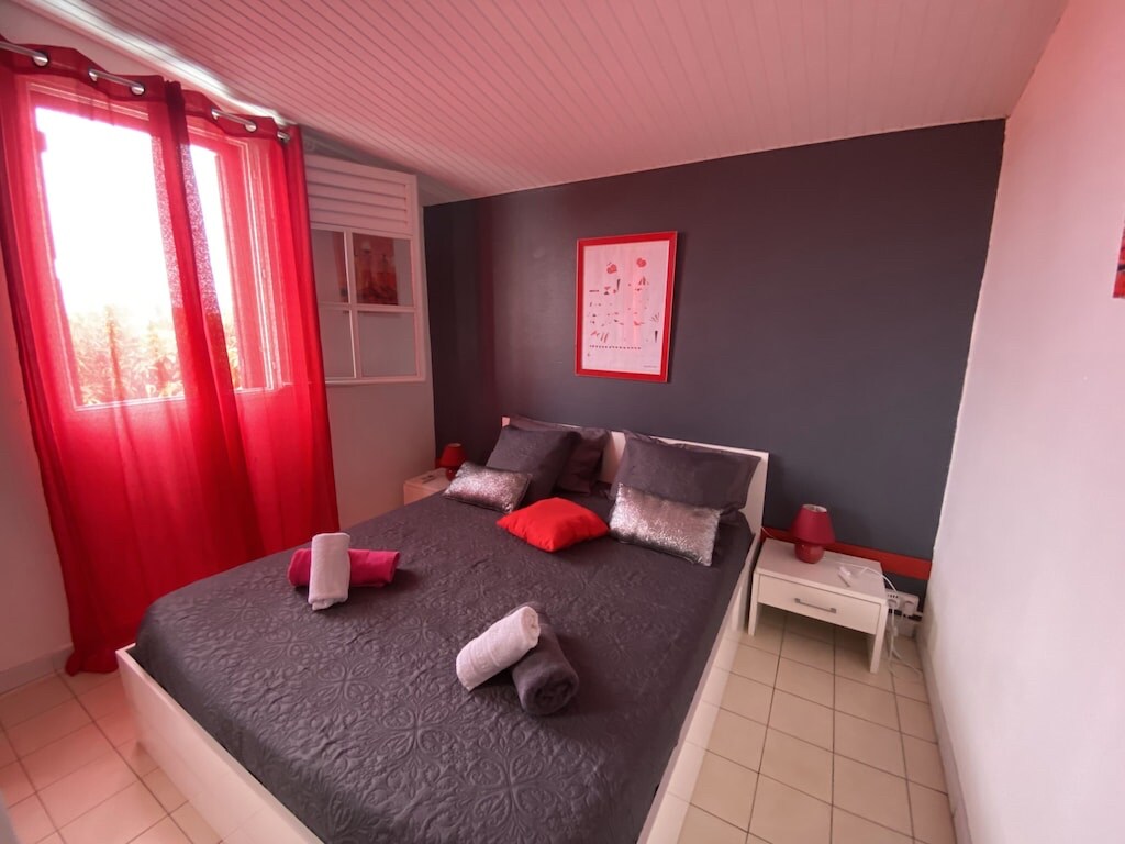 غرفة النوم 2