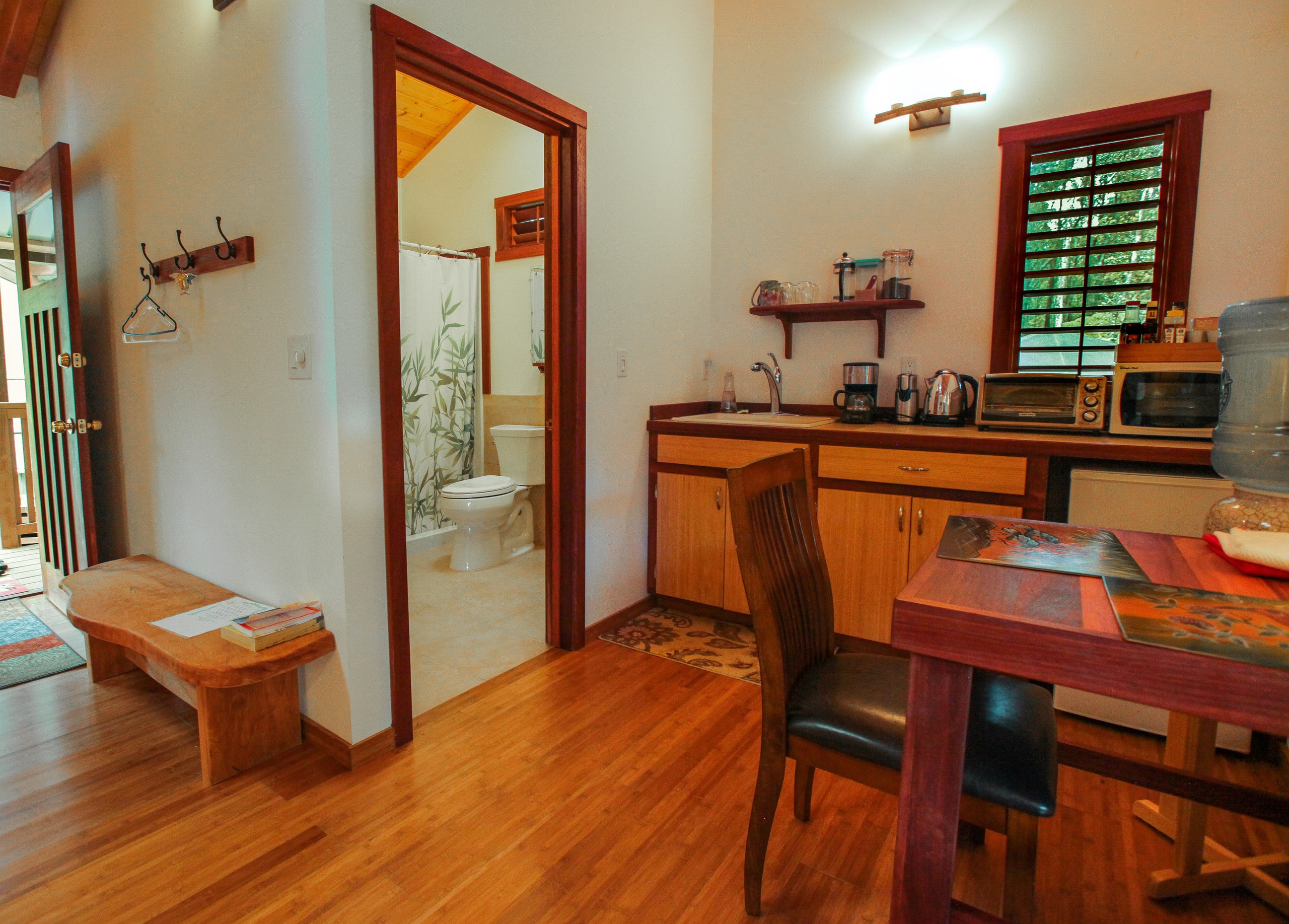 Cabin in Volcano · ★4.88 · 1 bedroom · 1 bed · 1 private bath - Image 5