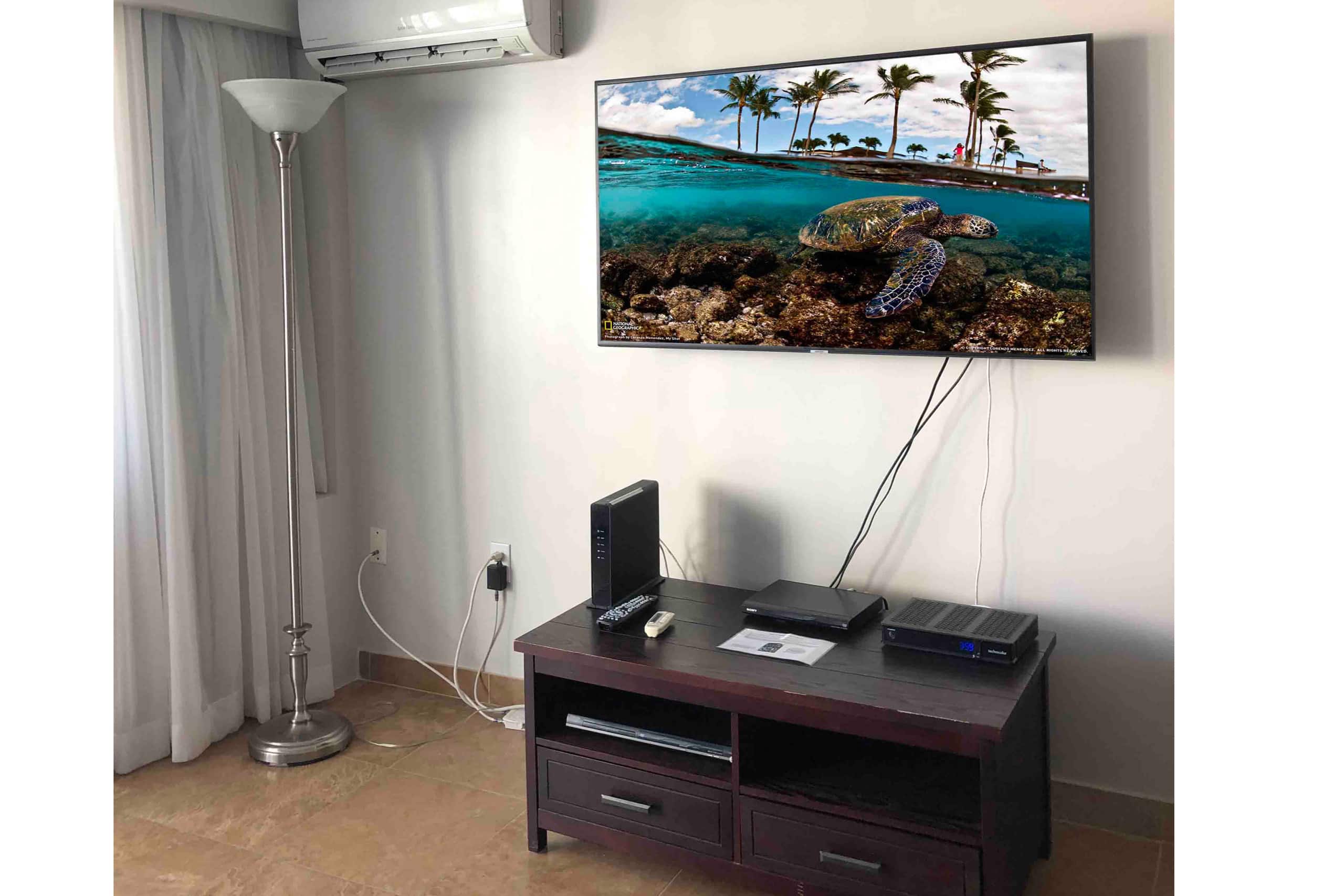 Condo in Honolulu · ★4.9 · 1 bedroom · 3 beds · 1 bath - Image 1