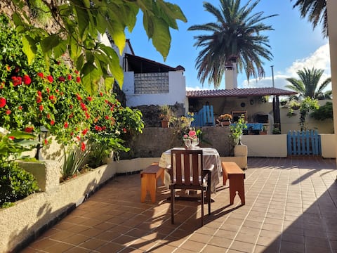 Casa del Castaño Bajo (Santa Brigida)