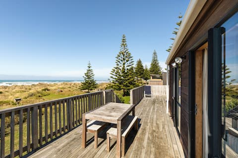 Riversdale Beachfront Gem, room for everyone