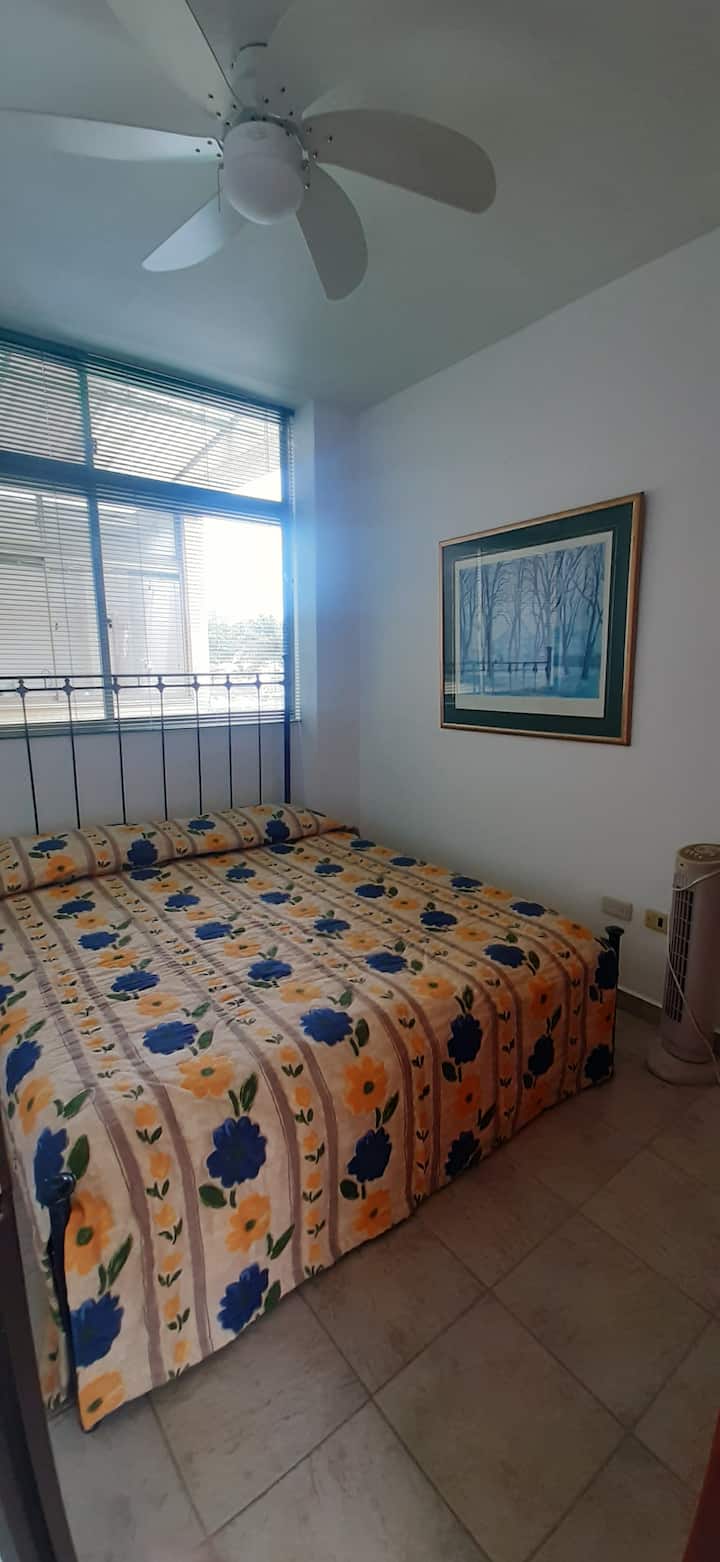 อัลโคบาสำรอง (เตียงควีนไซส์)