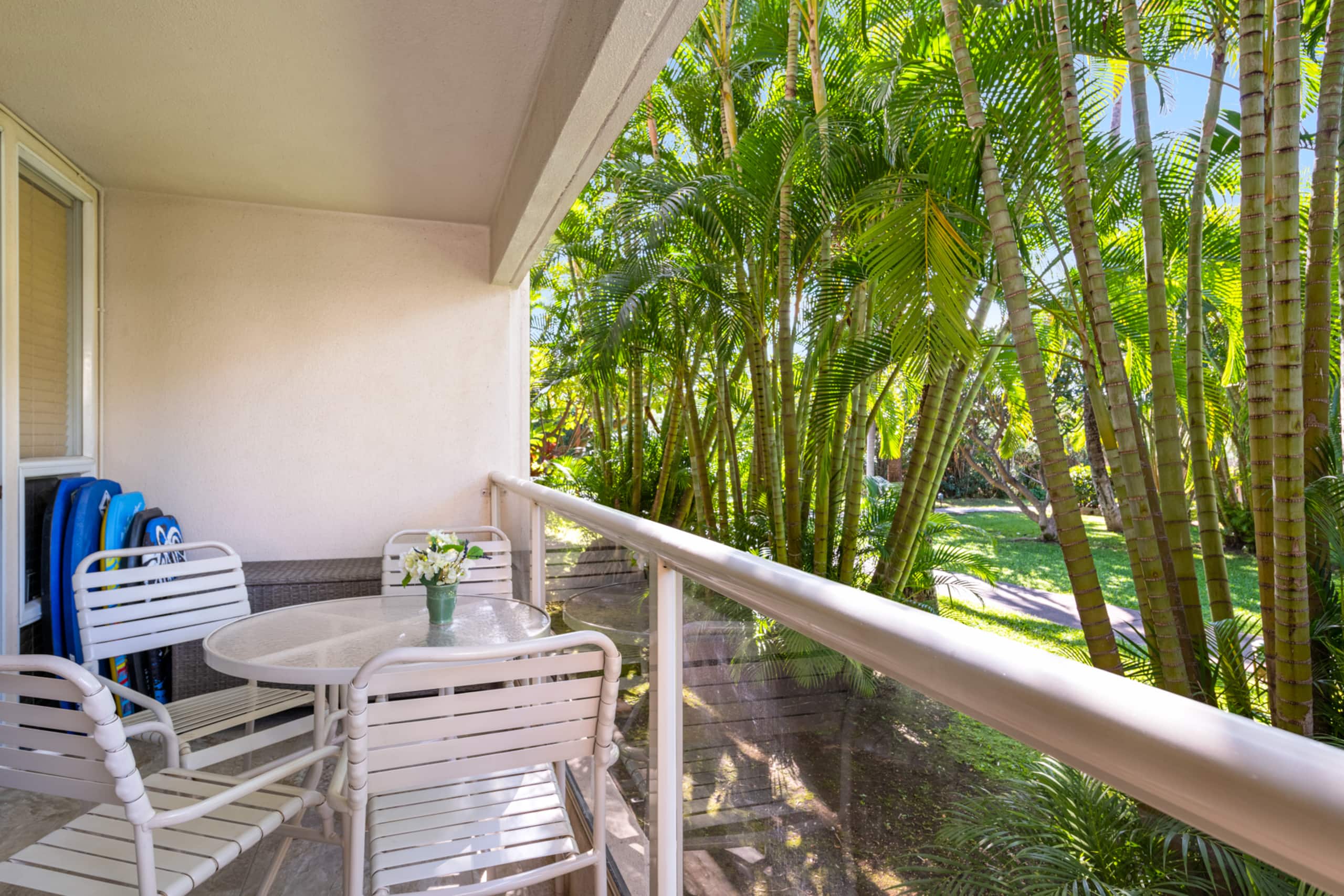 Condo in Kihei · ★4.94 · 1 bedroom · 2 beds · 1 private bath - Image 9