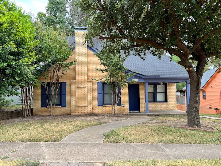 Cheerful 2 bedroom home in Tyler. Houses for Rent in Tyler, Texas