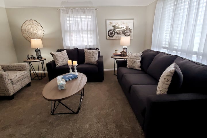 ╬ West Chester / Mason Home ╬ Newly Renovated
