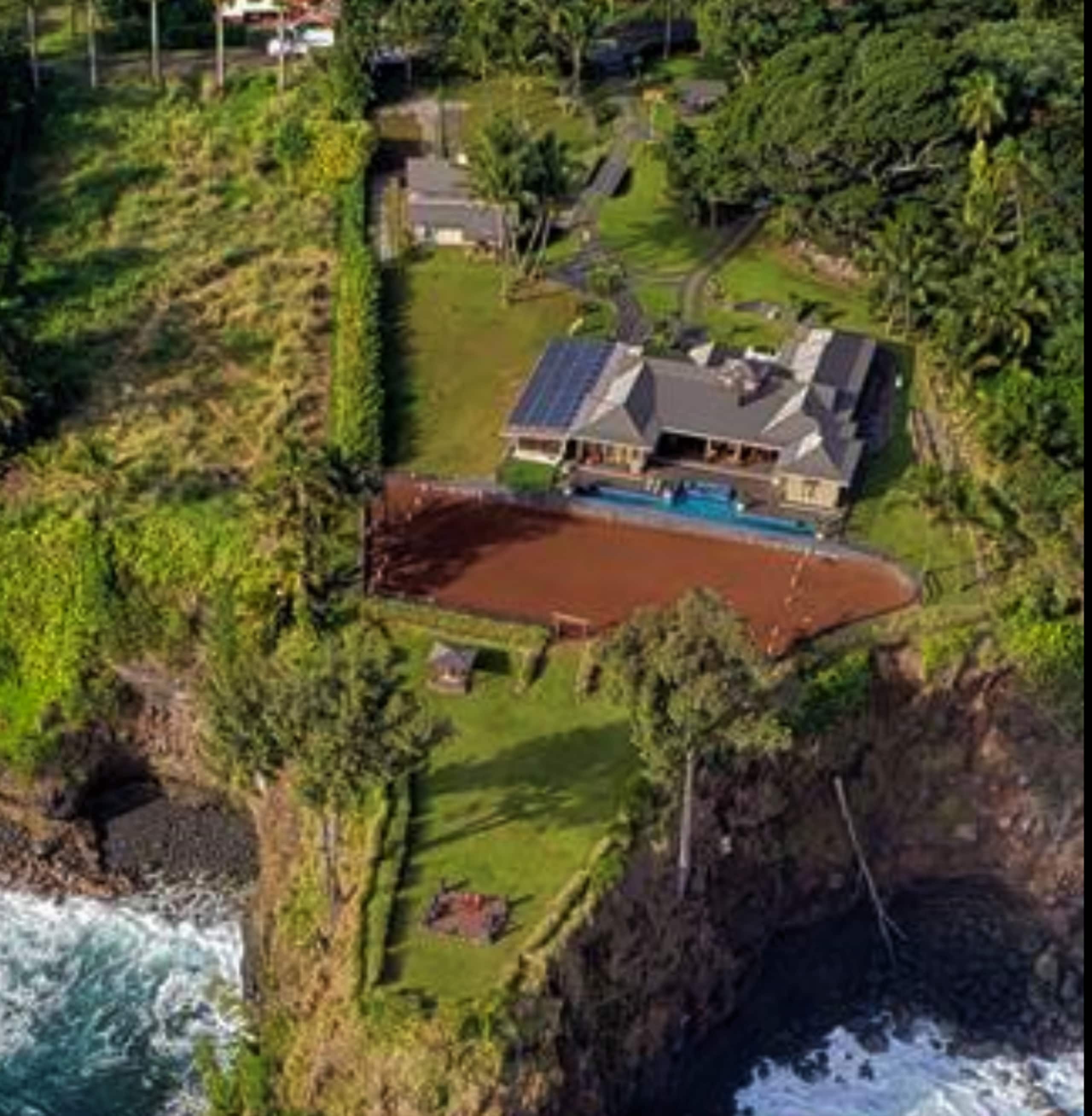 Oceanfront Estate Retreat 4 - Ocean w/ Horses - Photo 31