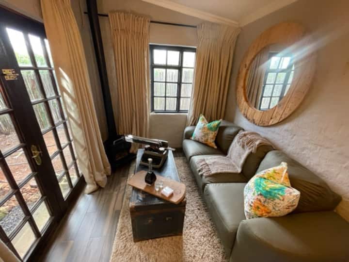 Cuddfan Cottage - Dullstroom
