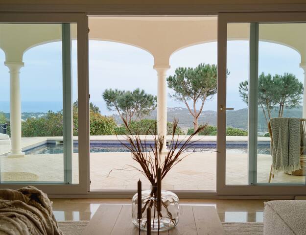 Luxury family villa with views of S’agaró gallery image 3