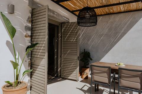 Antigone's Stone House with an Outdoor Hot Tub