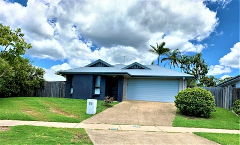 Modern 4BR house near Airport