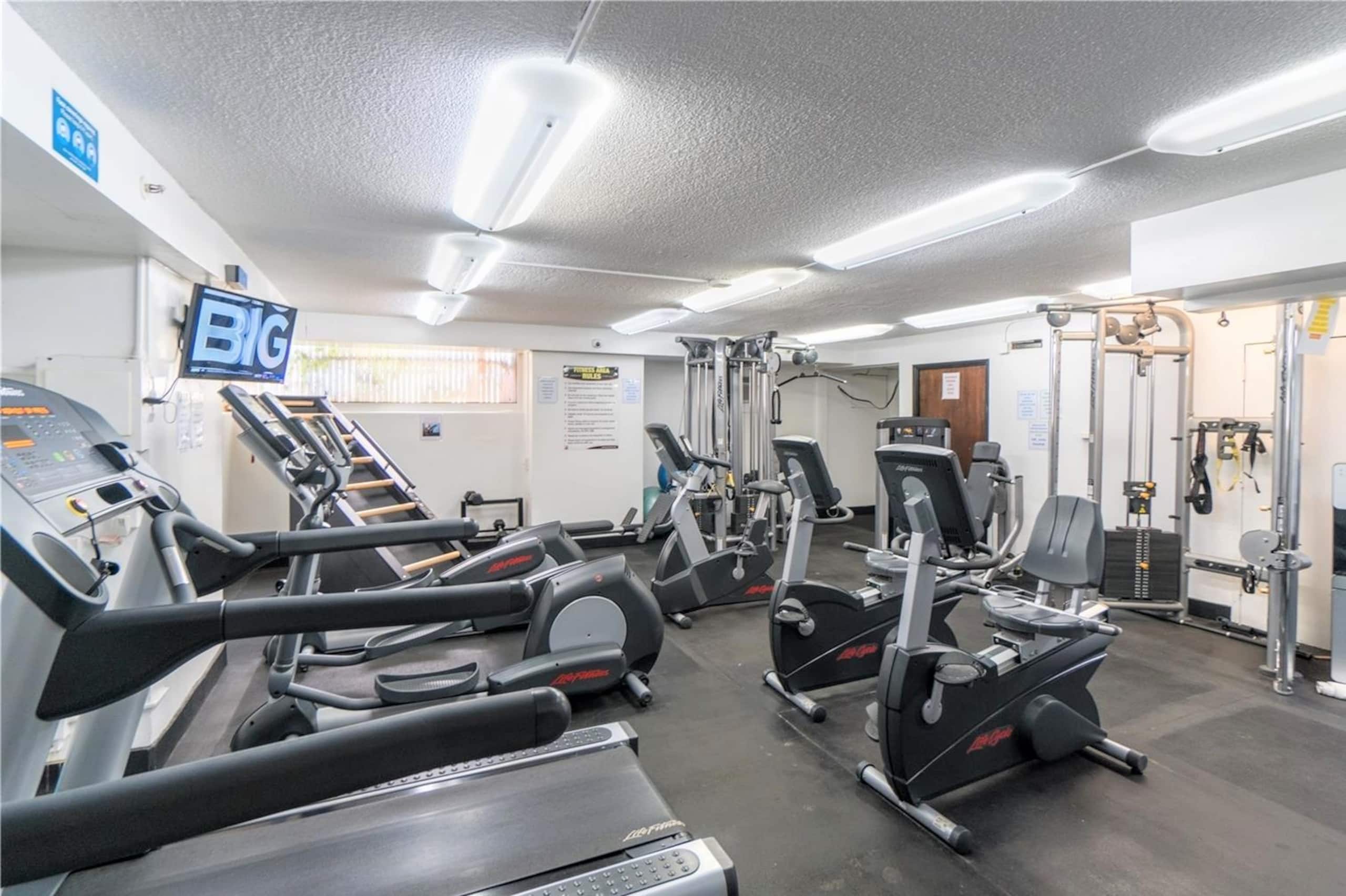2B/2B/37th fl Amazing Ocean view condo w/kitchen - Image 41