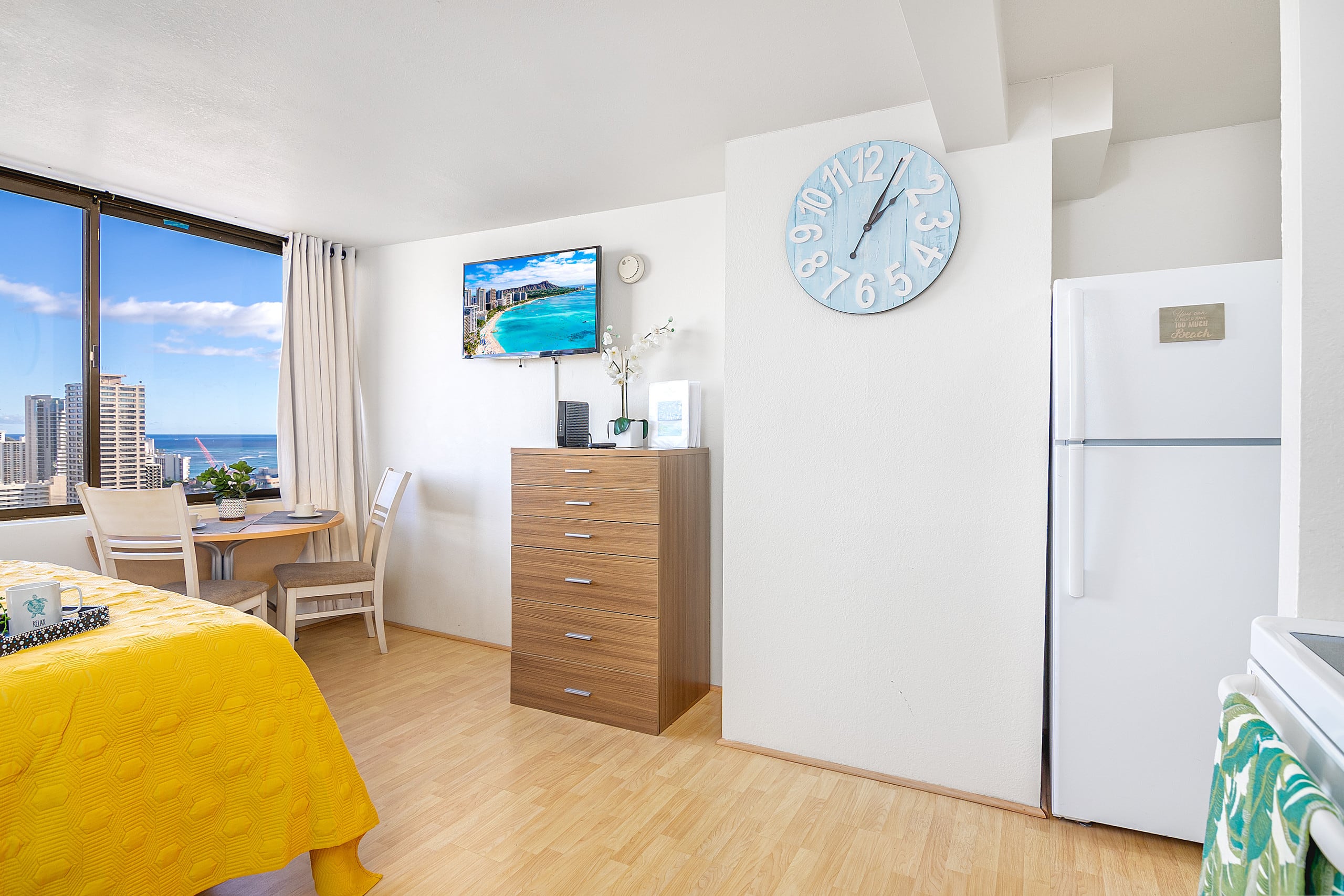 2B/2B/37th fl Amazing Ocean view condo w/kitchen - Image 25