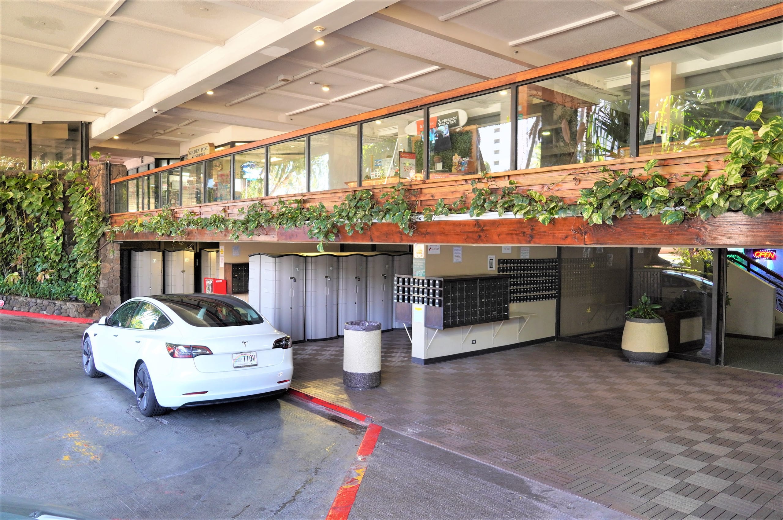 2B/2B/37th fl Amazing Ocean view condo w/kitchen - Image 44