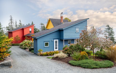 Lodging at Goose Cove Retreat - Trinity, NL