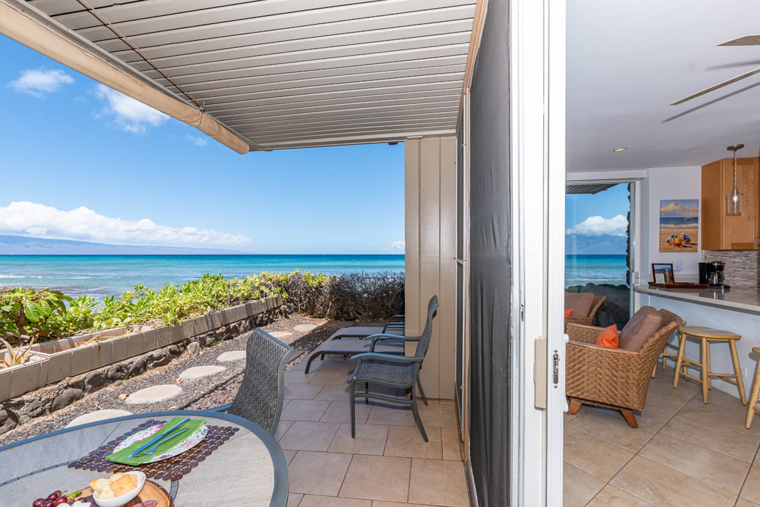 Condo in Lahaina · ★4.77 · 2 bedrooms · 5 beds · 1 bath - Image 34