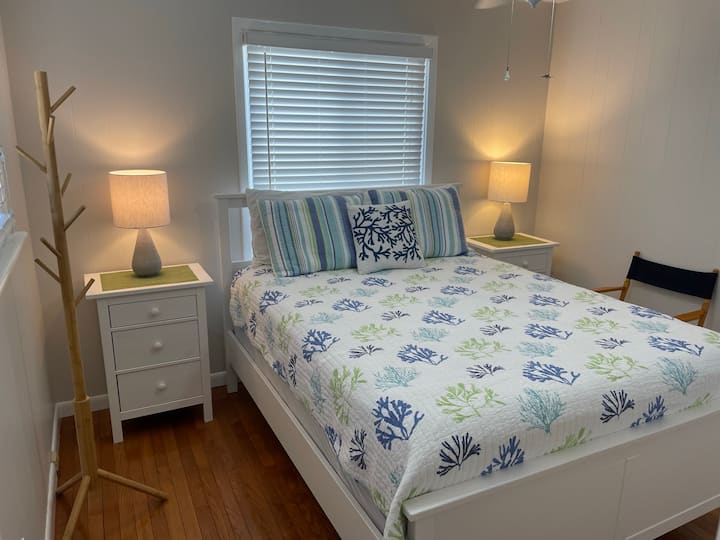 Queen room #2